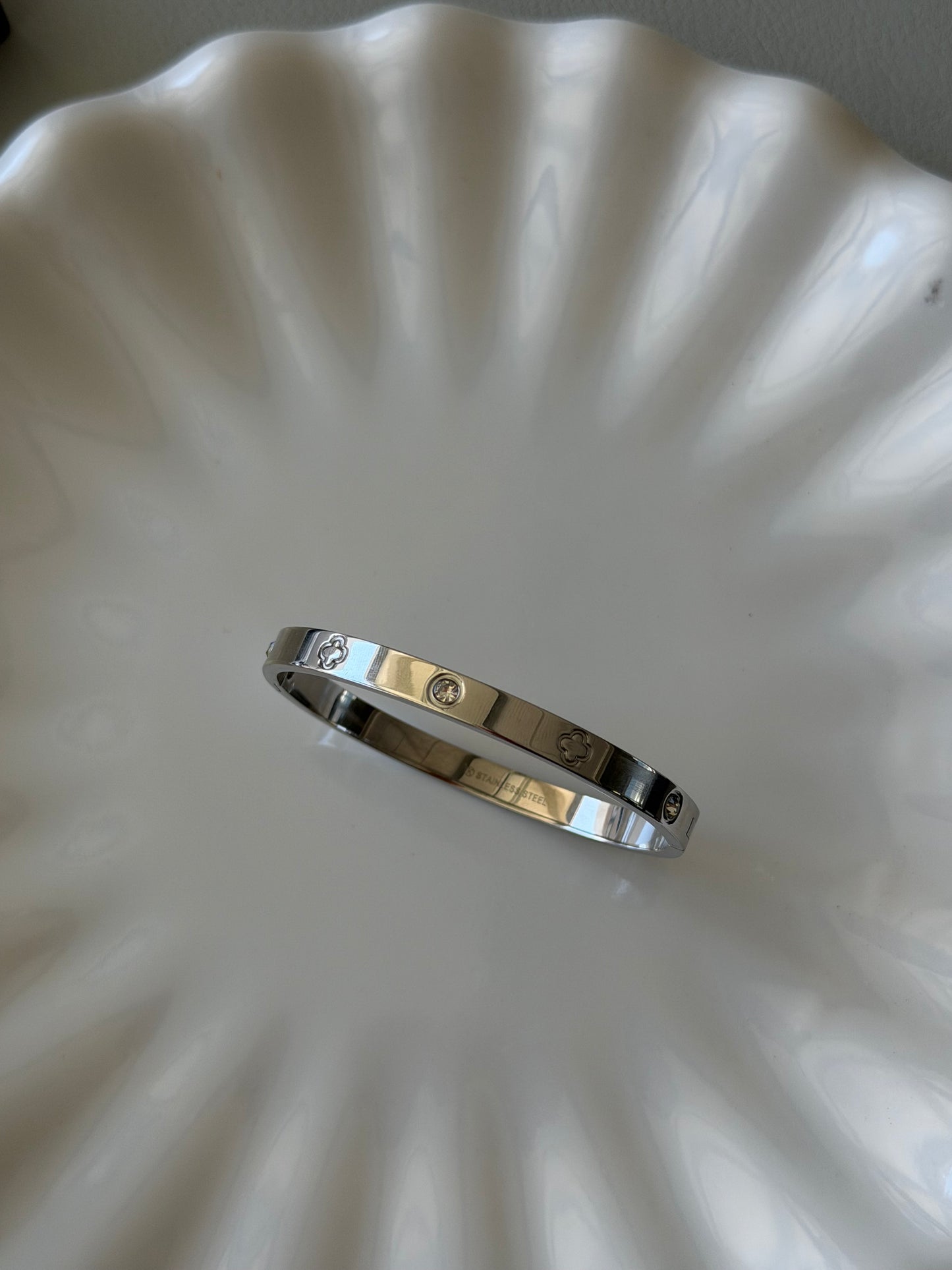 fleur bangle silver